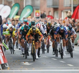 Olav Kooij wint sprint